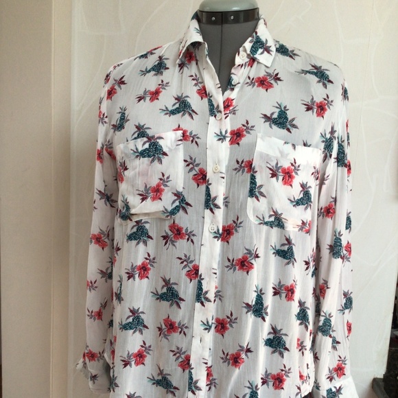 Club Monaco Tops - Vintage Club Monaco Long Sleeve Button Down Pineapple Print Shirt/Blouse